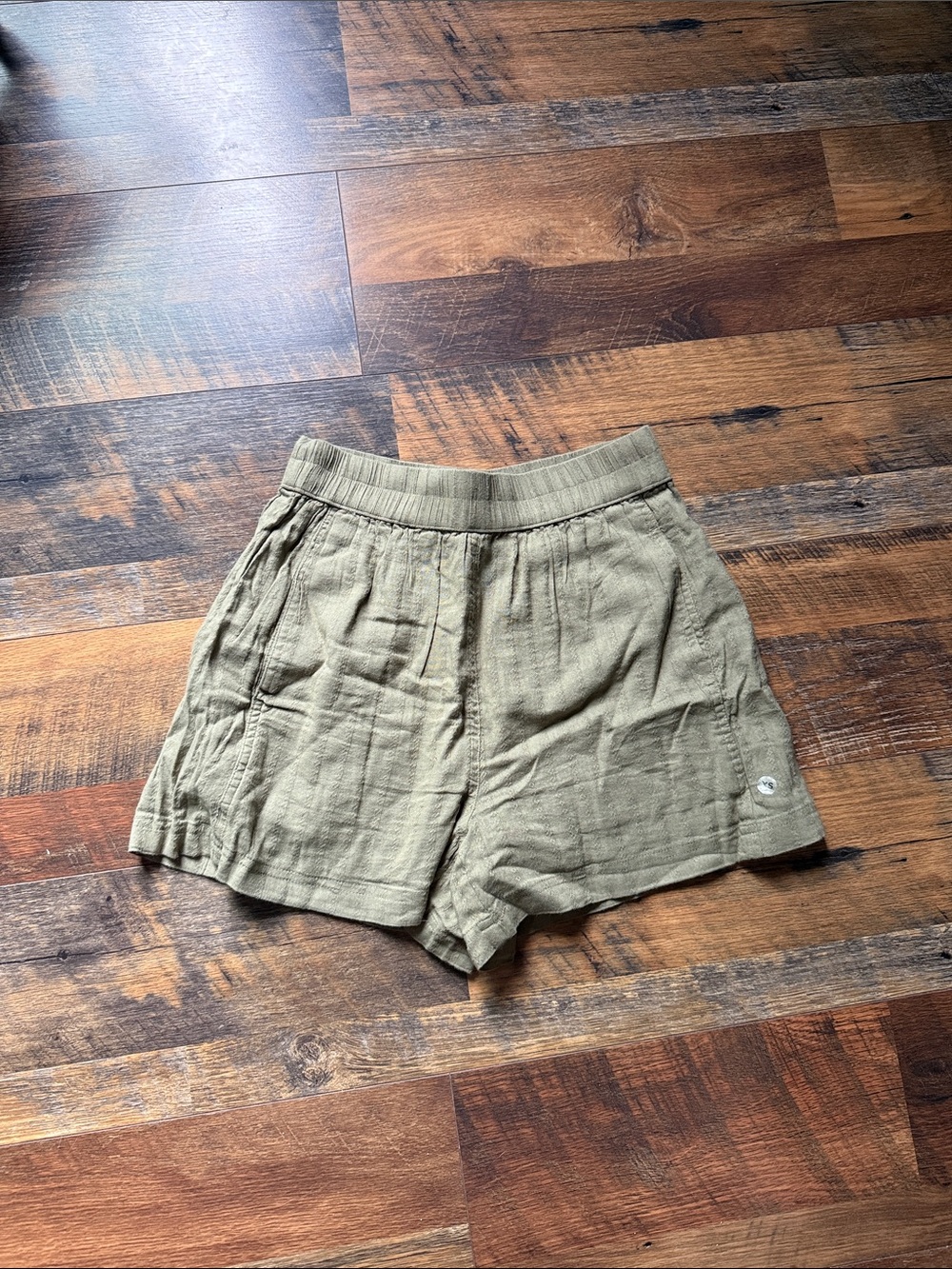 American Eagle Outfitters Olive Green Pull-On Shorts